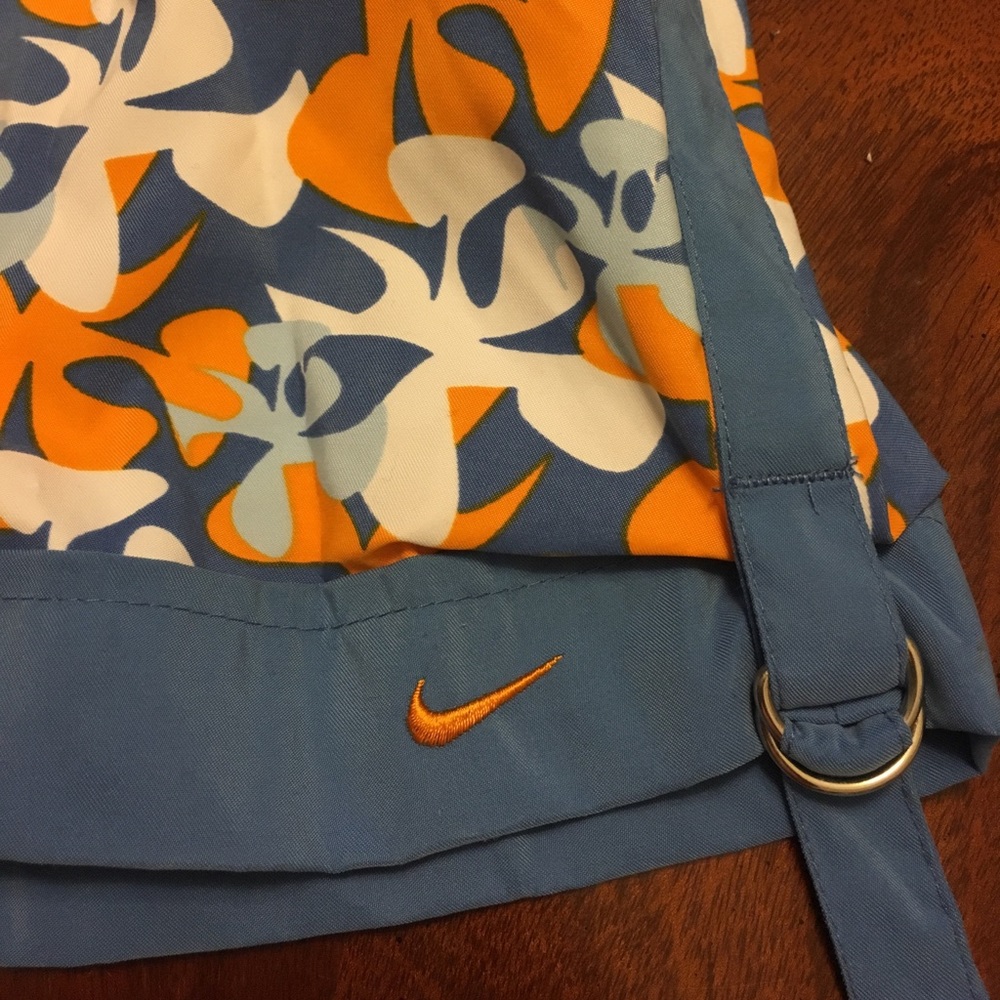 Girls active Nike Shorts Large NWT - Picture 6 of 8