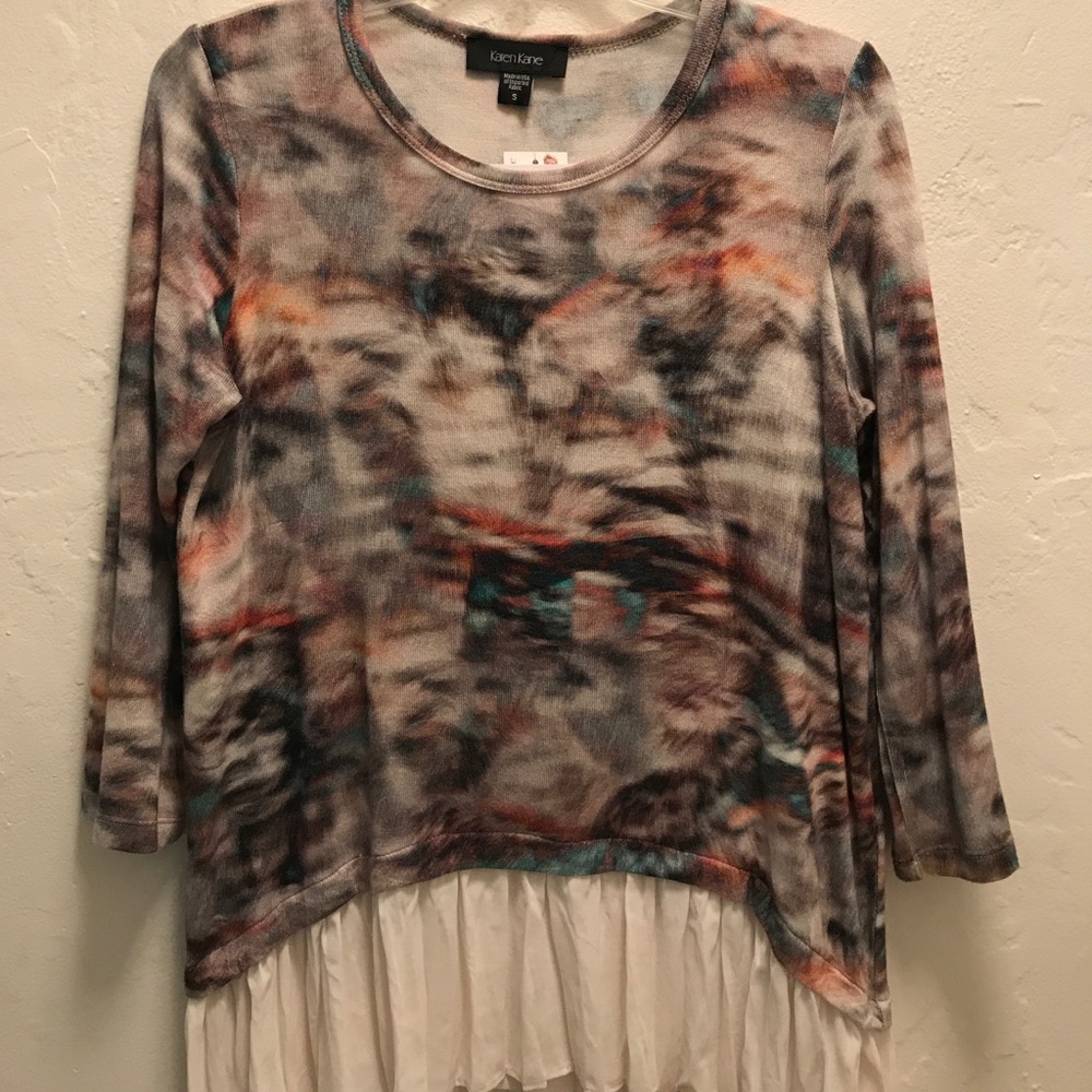 Multicolor top three-quarter sleeves light weight