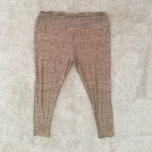 Tall and Curvy Lularoe leggings