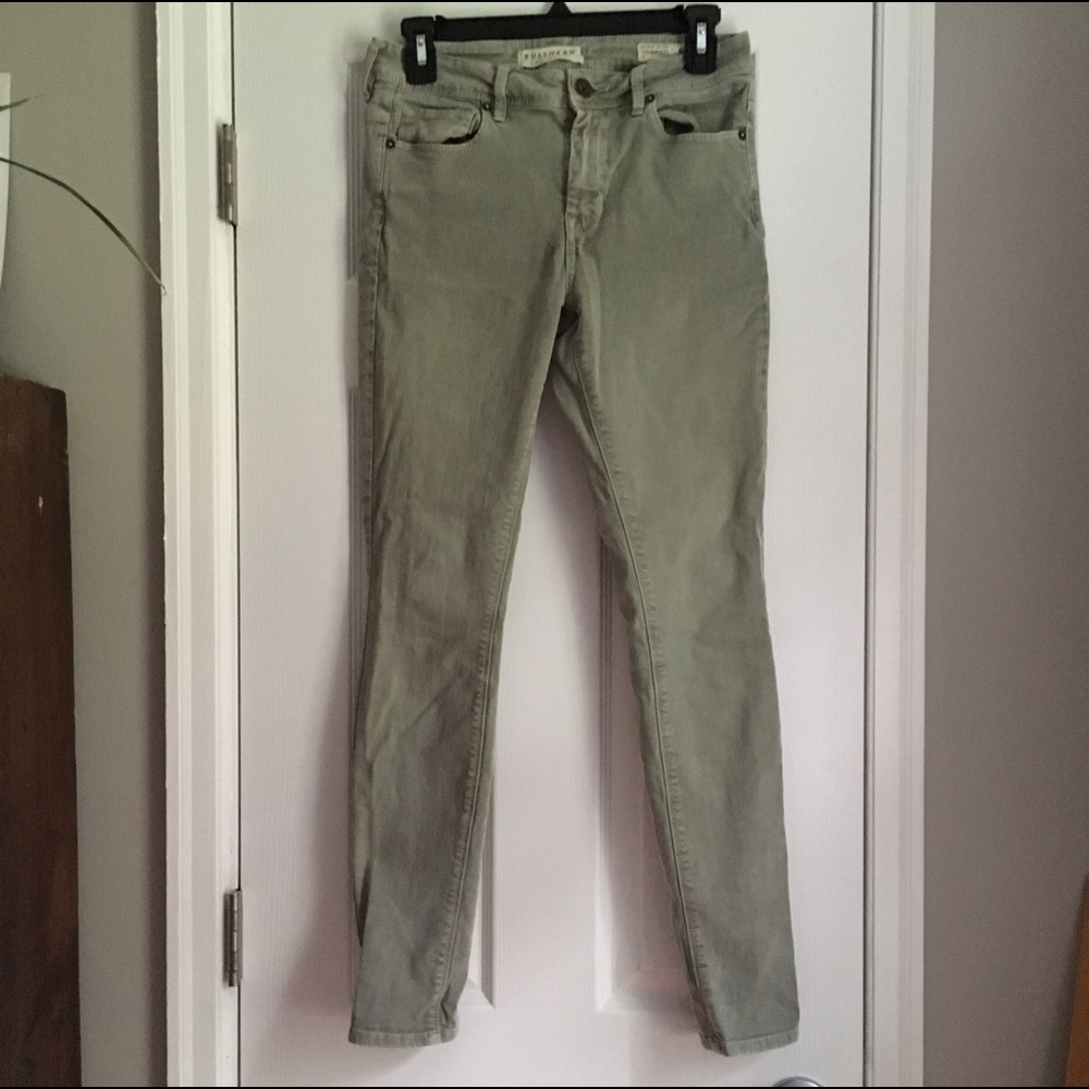 Bullhead High Waisted Olive Jeans