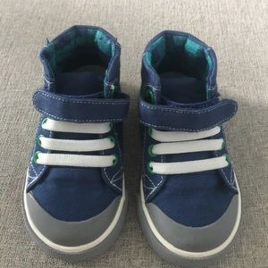 See Kai Run baby shoes size 4