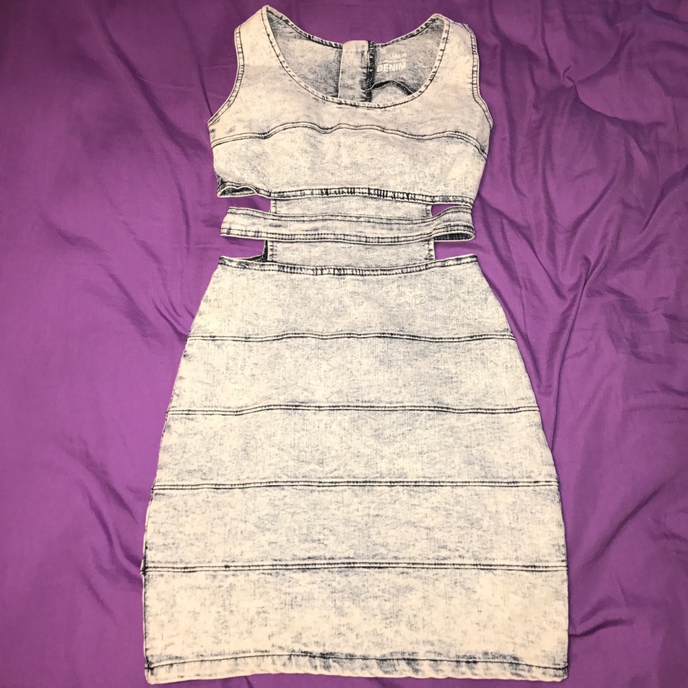 Denim dress size small