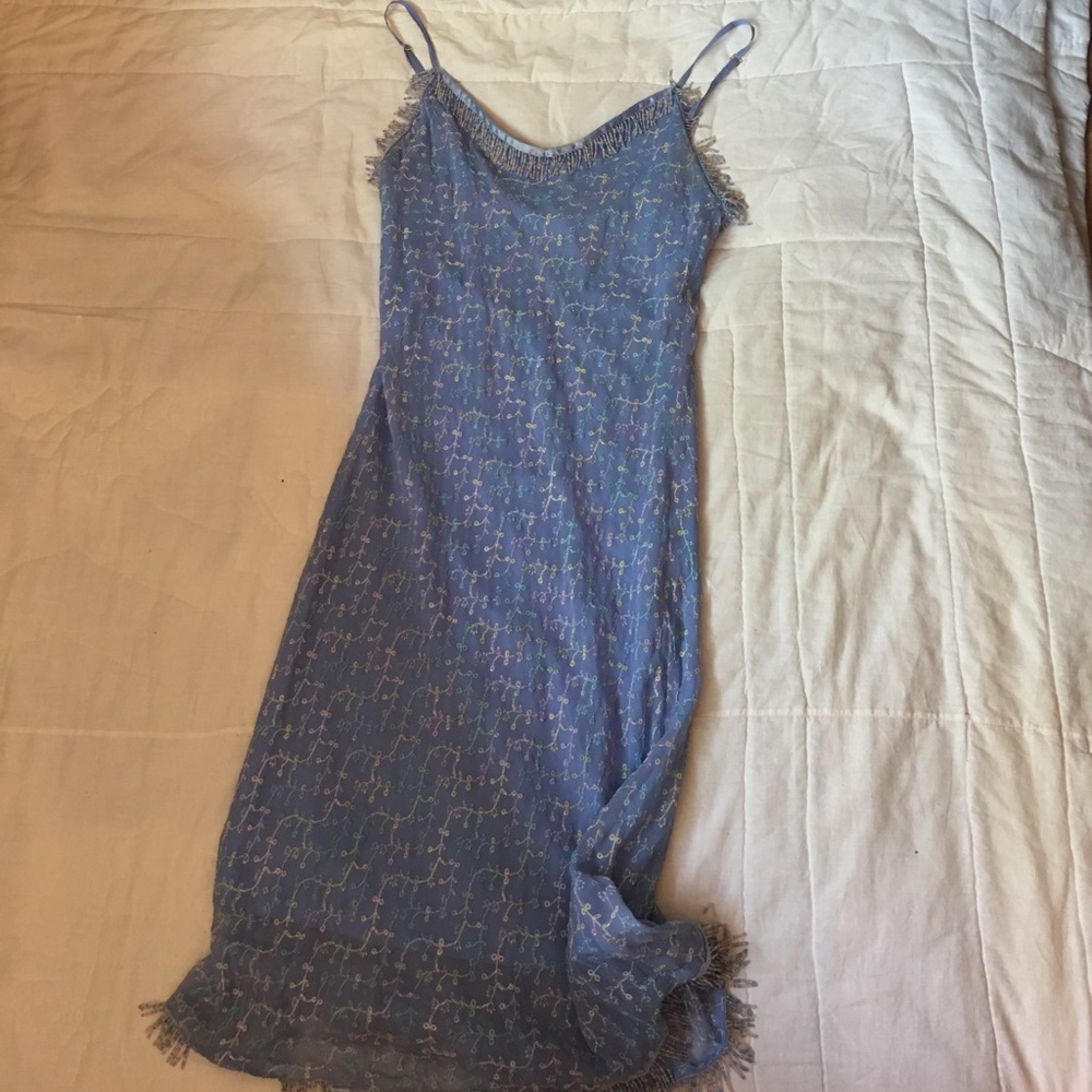 Purple embroidery fabric sleeveless dress $5