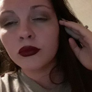 Meet your Posher, Traci