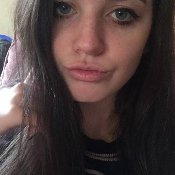 Meet your Posher, Marisa - Picture 1 of 1