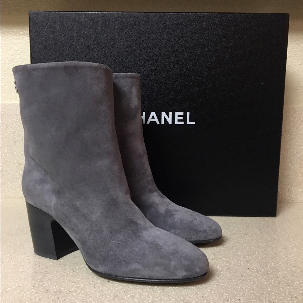 Chanel Classic Grey Suede CC Short Boot Size 38 - Picture 1 of 8