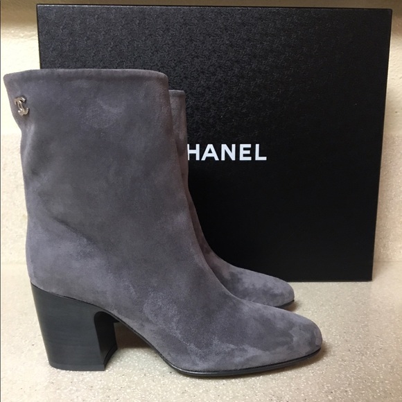 Chanel Classic Grey Suede CC Short Boot Size 38 - Picture 2 of 8