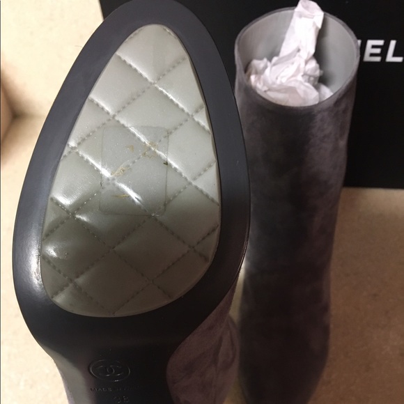 Chanel Classic Grey Suede CC Short Boot Size 38 - Picture 8 of 8