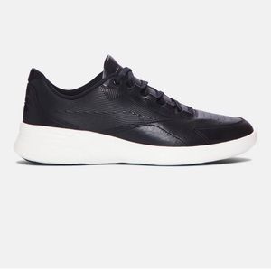 UNDER ARMOUR women's 8.5 9 Black sneakers