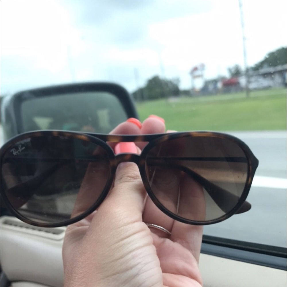 ray bans