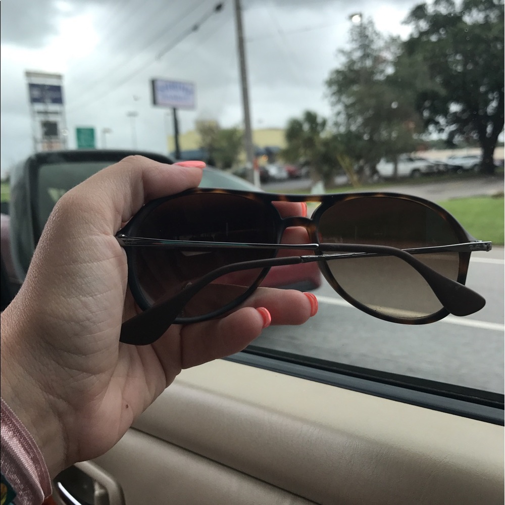 ray bans - Picture 2 of 2