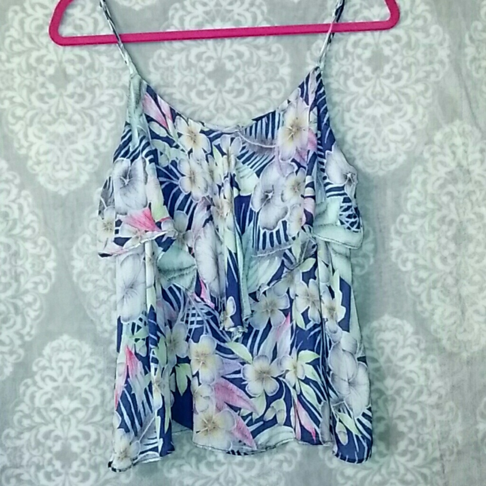 American Eagle flows floral tank top NWT