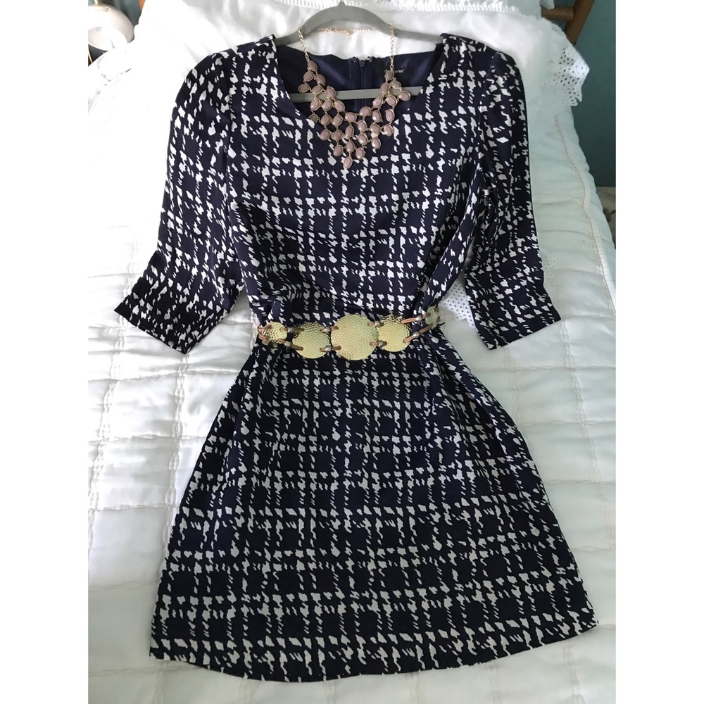 Long-sleeved, shirt-dress