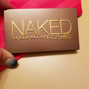 NAKED Flushed Palatte