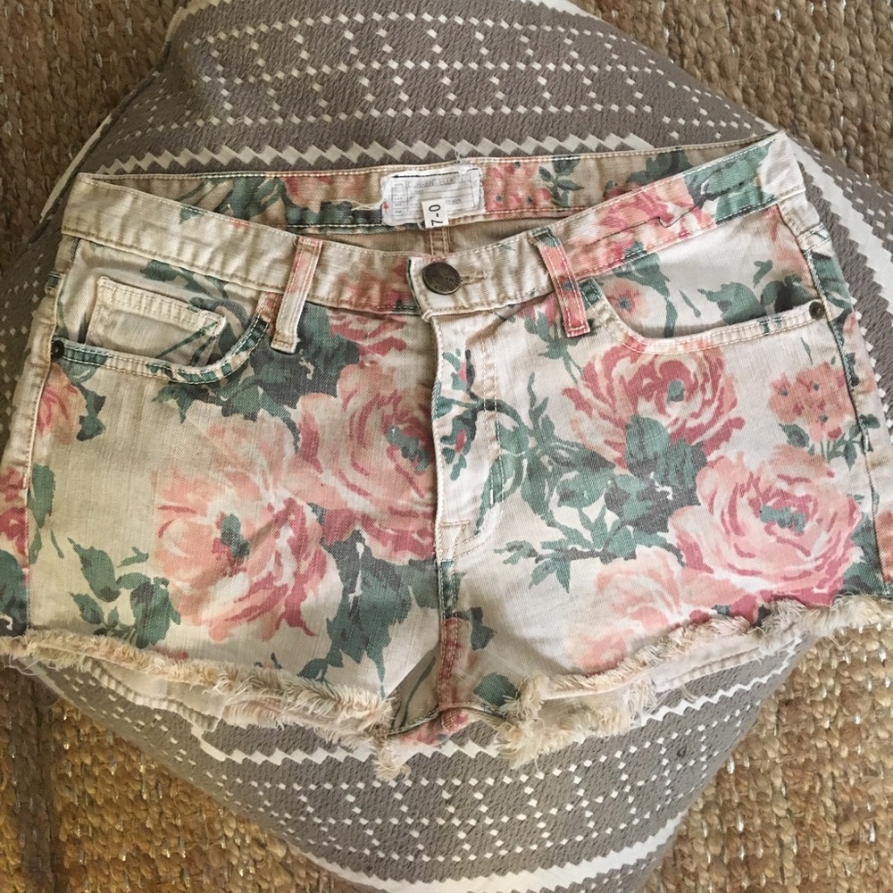 Current Elliott floral boyfriend shorts