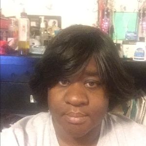 Meet your Posher, Corinda