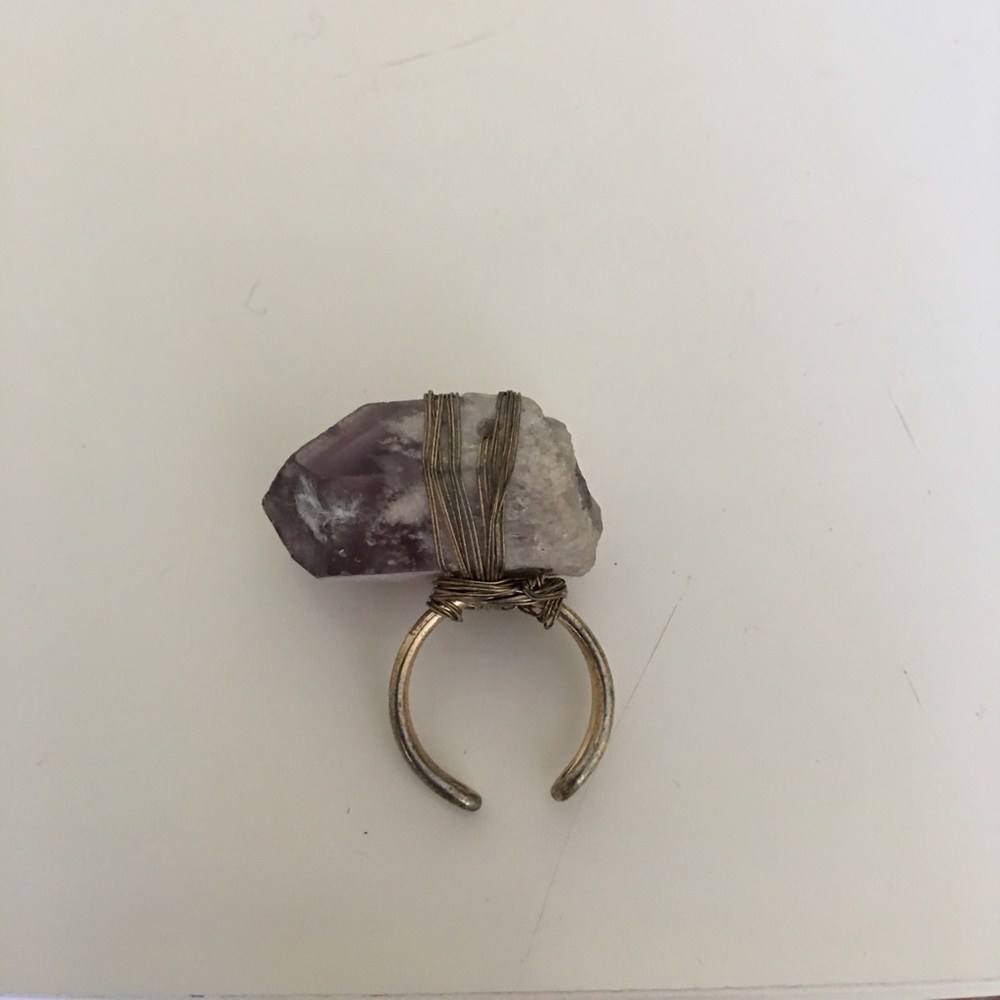 Stone ring - Picture 2 of 2