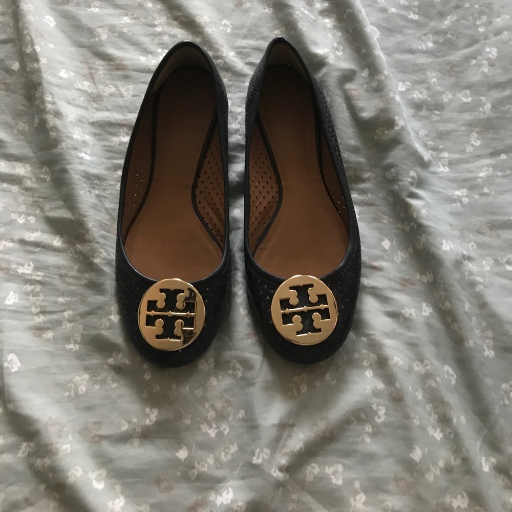 Tory Burch navy flats 7.5