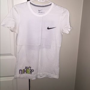Women's white Nike t shirt