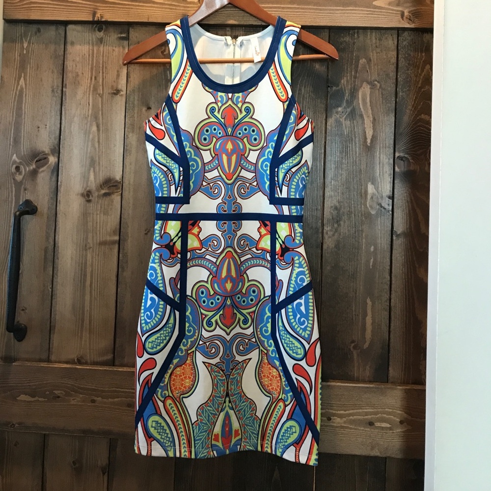 Body-con dress