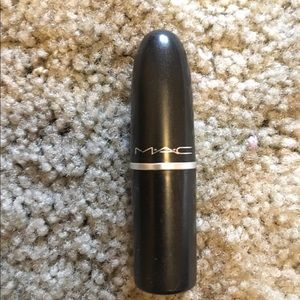 Mac ruby woo lipstick