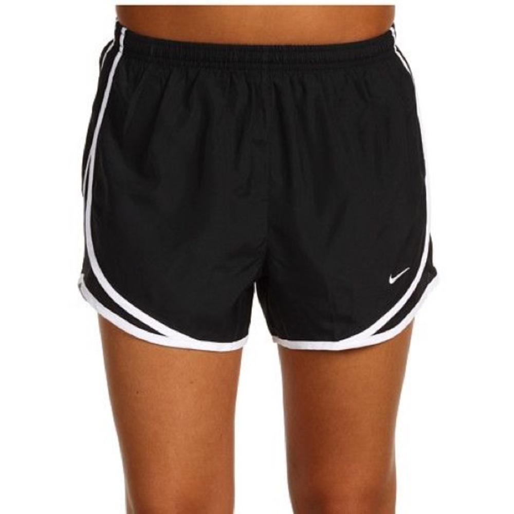 Black nike shorts