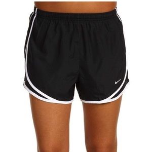 Black nike shorts