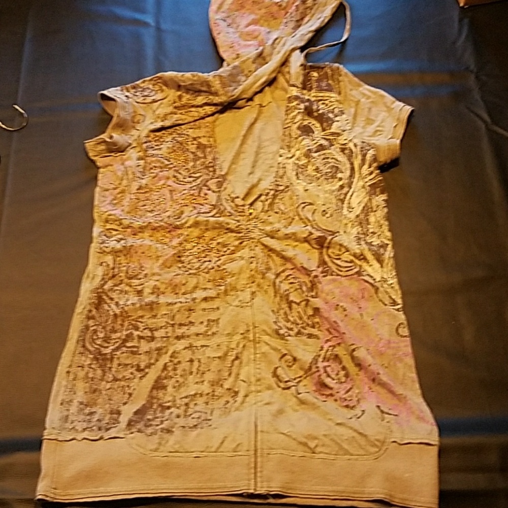 Maurices top