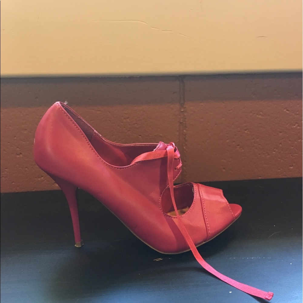 Wild diva heels