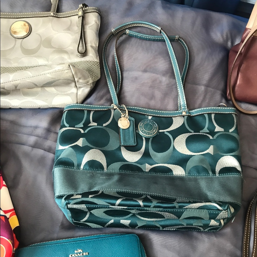 Beautiful Teal Coach Shoulder bag.