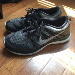 Nike flyknit lunarlon sneakers