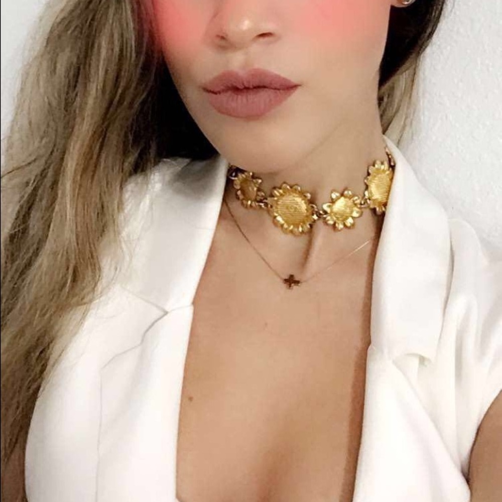 Beautiful Gold Choker