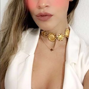 Beautiful Gold Choker