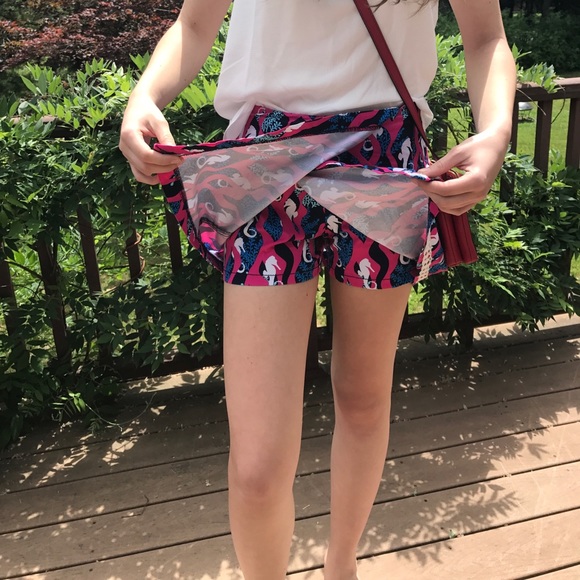 🎉🎊Host Pick Petite Party 1/19🌸Crown & Ivy skort - Picture 4 of 8