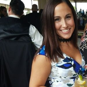 Meet your Posher, Sandy