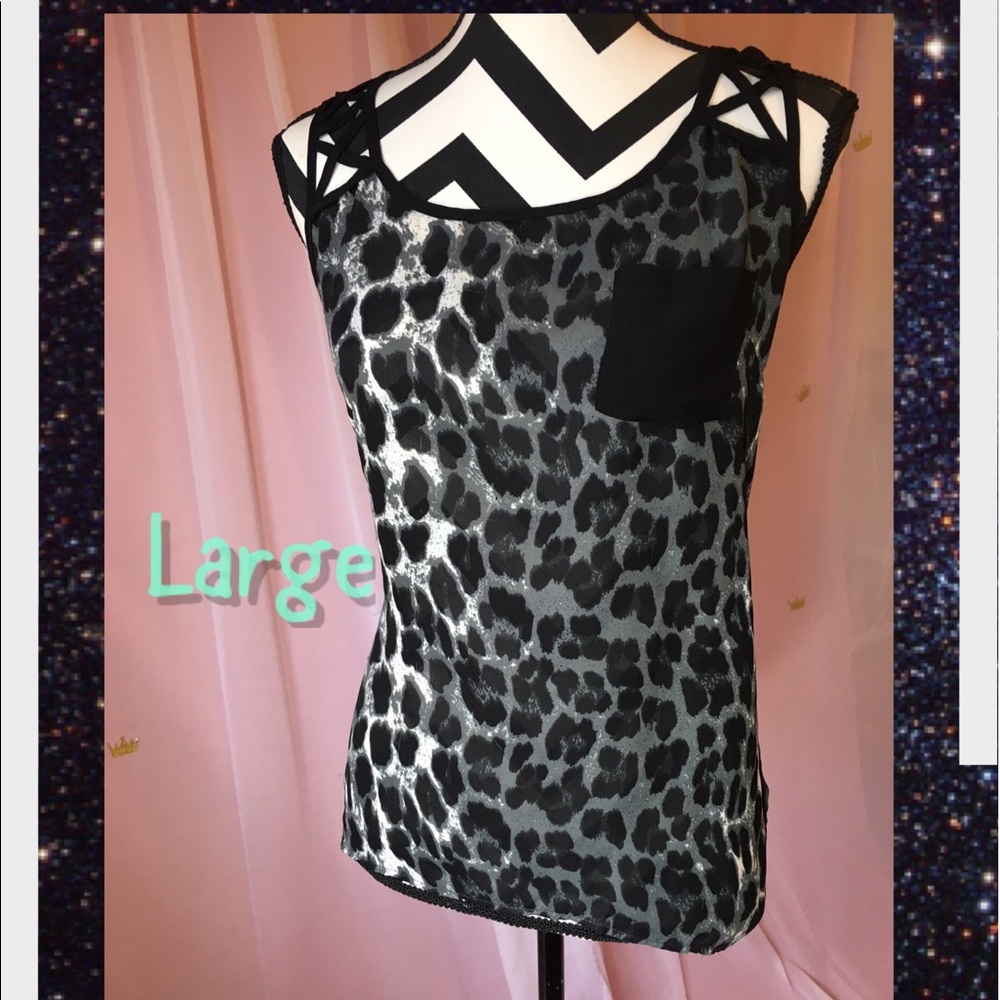 Black cheetah Blouse large