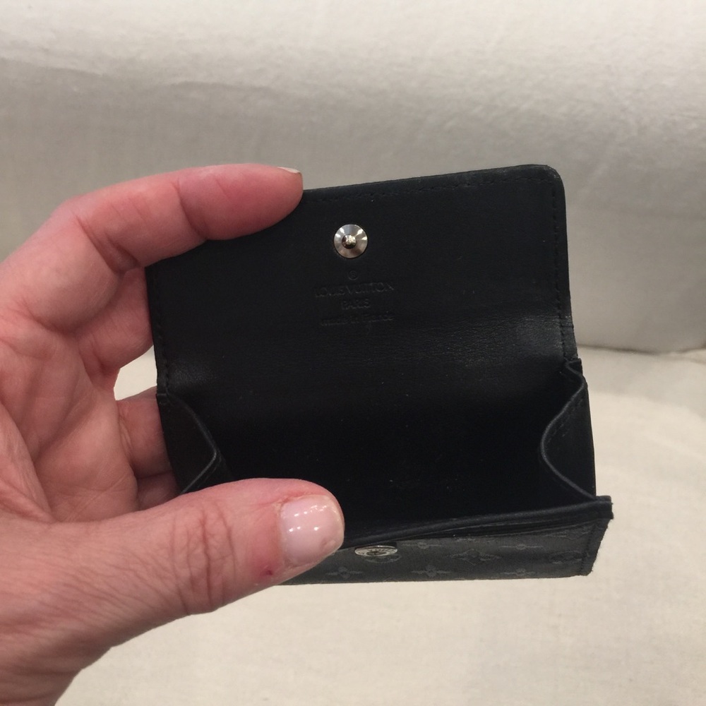 Authentic LV Blk silk coin wallet