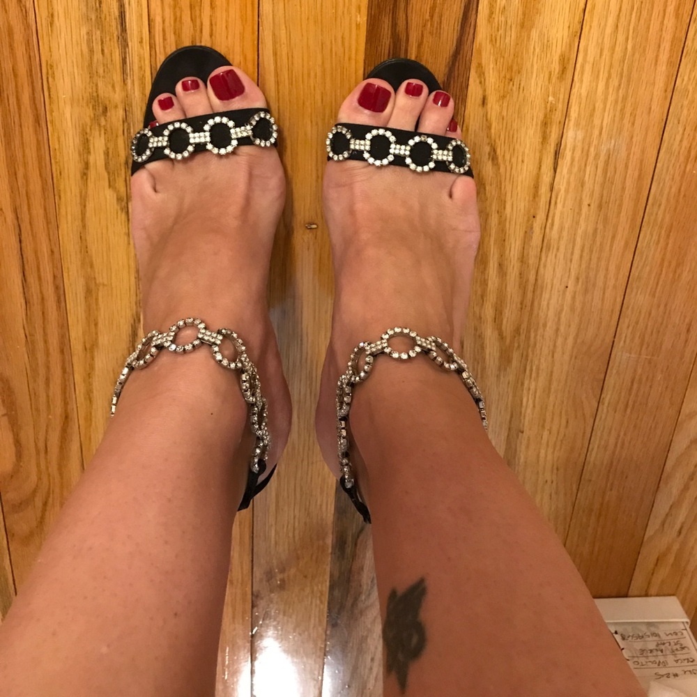 ❌SOLD❌Authentic Manolo Blahnik Crystal Heels