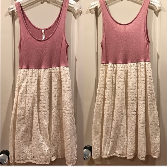 ❌SOLD❌ Ginger G - Blush and Cream Lace Dress - Picture 2 of 4