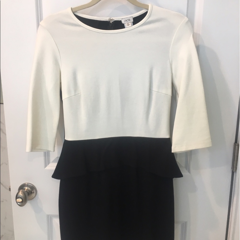Black and white Cache dress
