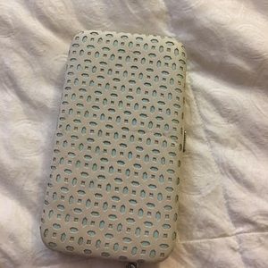 Phone/wallet wristlet