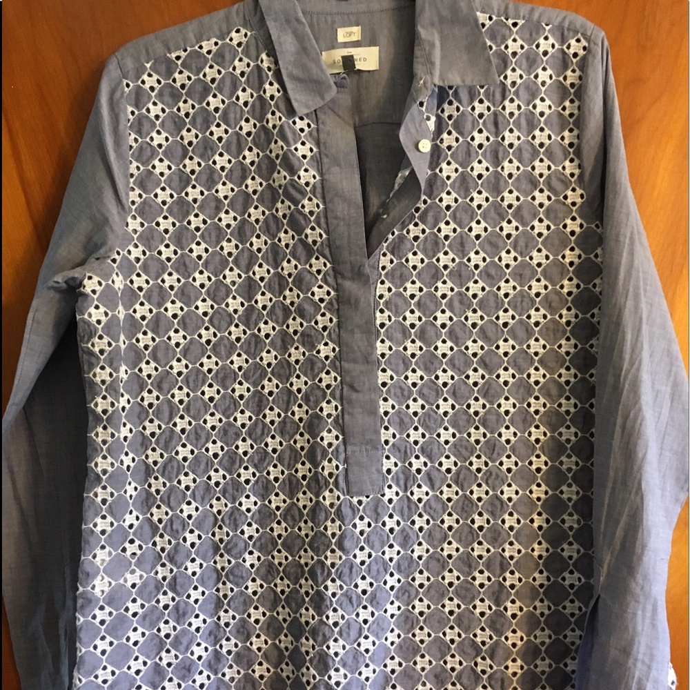 Loft Softened Shirt Size Medium