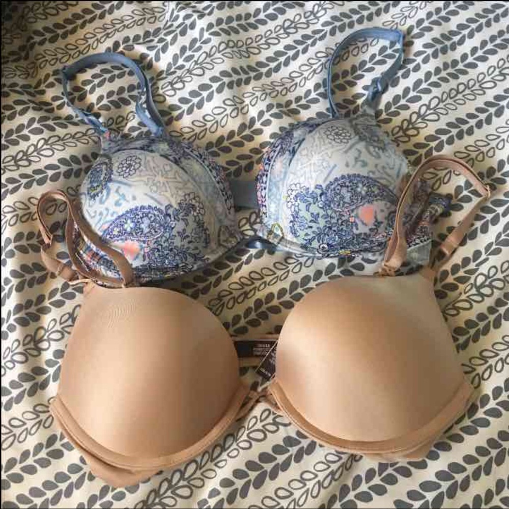 2 Bombshell Bras