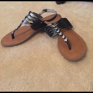Black and silver twist sandals.