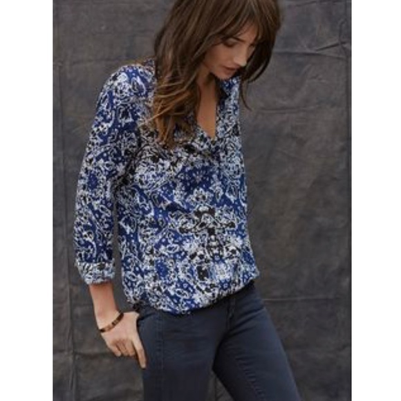 Anthropologie Tops - Velvet by Graham & Spencer Luca Twilight popover