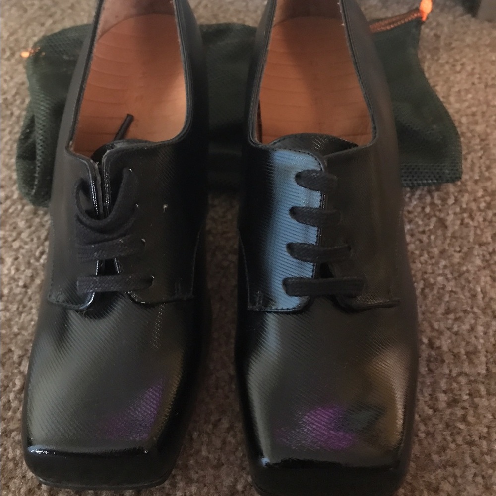Brand New Never Worn Chic Mihara shoes