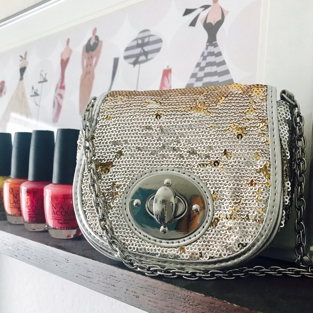 Gap gold/silver sequin mini cross body
