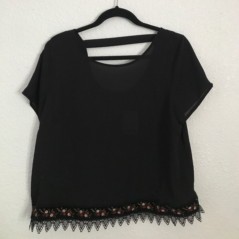 Black lace tee