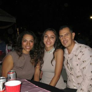 Meet your Posher, Carlos