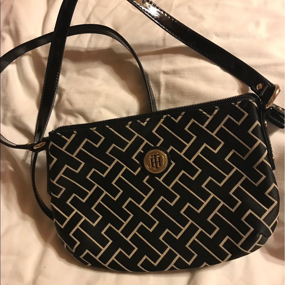 Tommy Hilfiger Crossbody